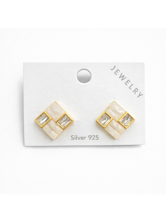 Kare Gümüş İğneli Küpe