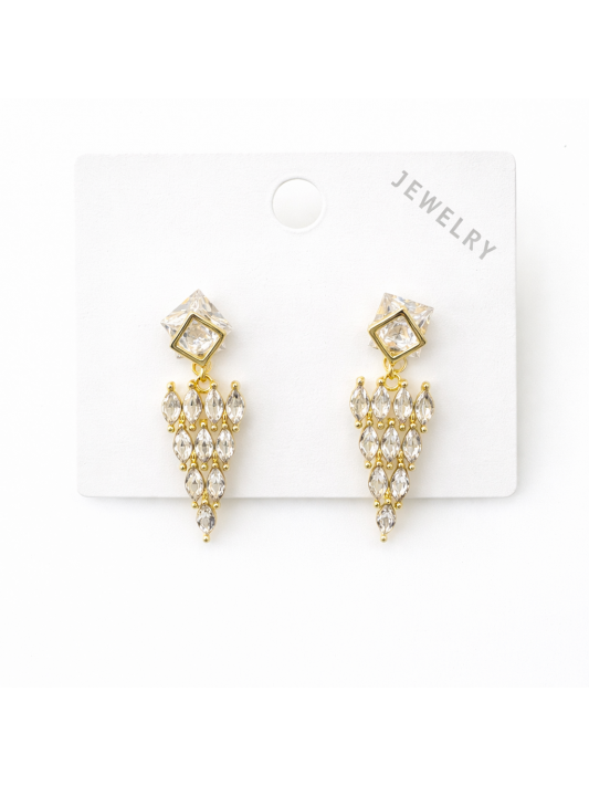 Sallantılı Taşlı Gümüş İğneli