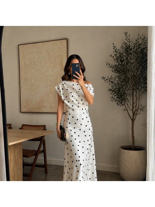 Puantiyeli Elbise