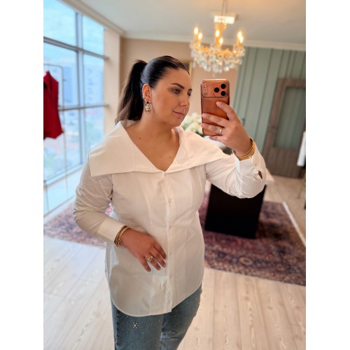 Tasarım Beyaz Gömlek